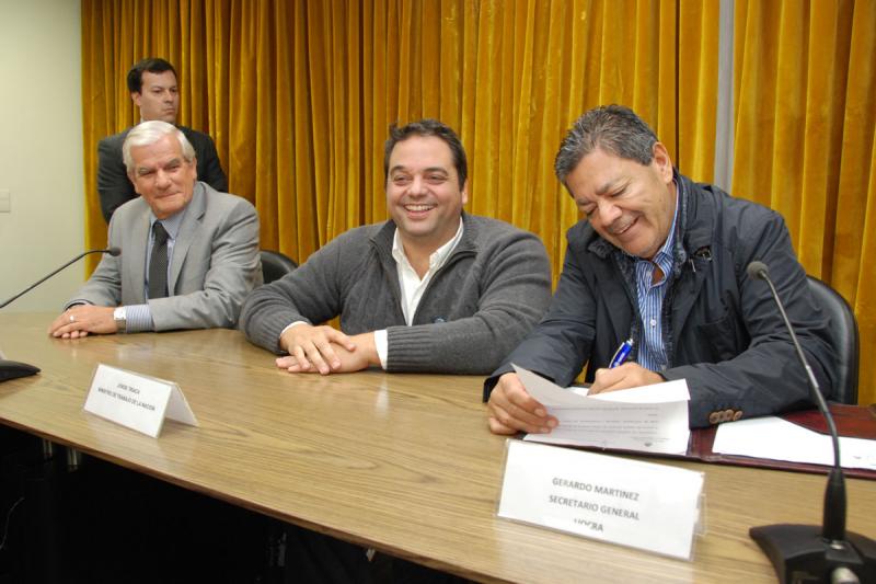 Gerardo Martinez: 