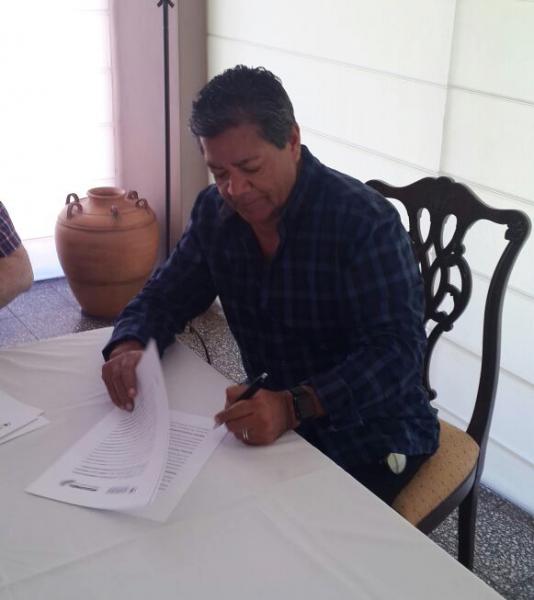 Gerardo Martinez: 