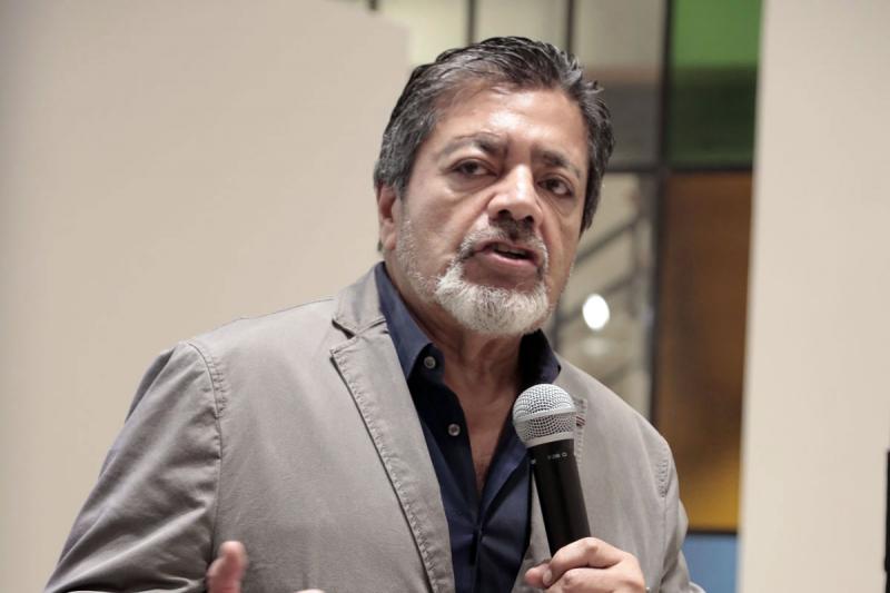 Gerardo Martinez: 