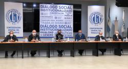 LA CGT Y LOS MOVIMIENTOS SOCIALES SE REUNIERON EN LA SEDE DE LA UOCRA PARA ACORDAR UN PLAN DE DESARROLLO PRODUCTIVO PARA LA POST-PANDEMIA