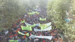 UOCRA Capital held a mobilization to the Buenos Aires City Government Headquarters due to the stoppage of works and the loss of jobs.