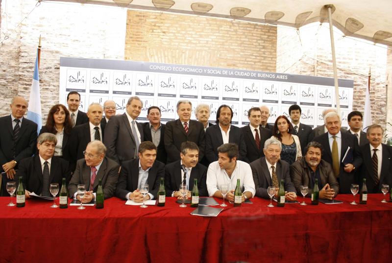 Gerardo Martinez: 